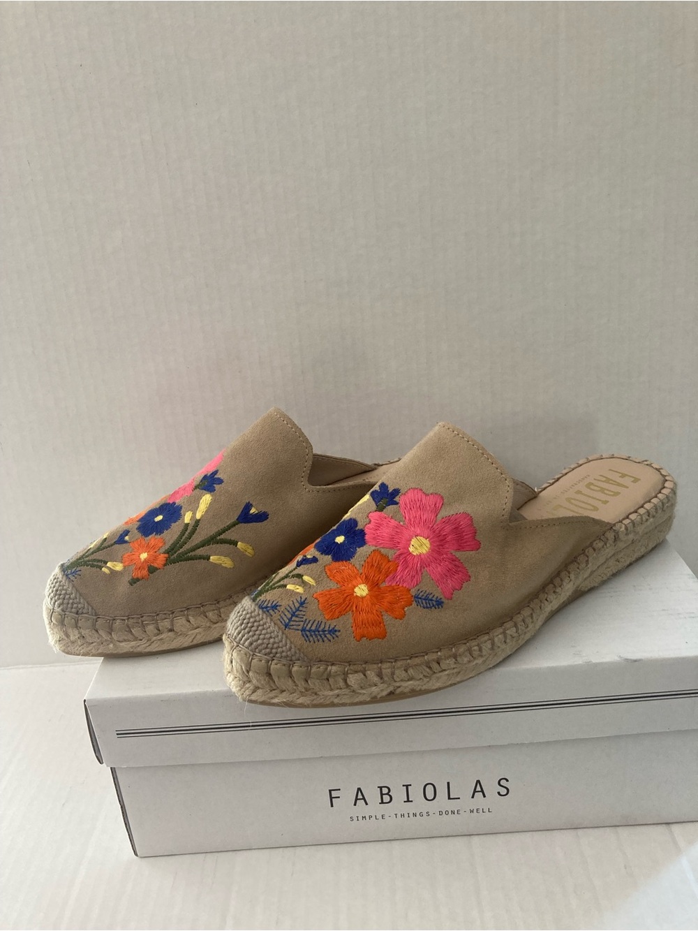 FabiolaTan Embroidered Floral Espadrille Mules made in 🇪🇸 Spain